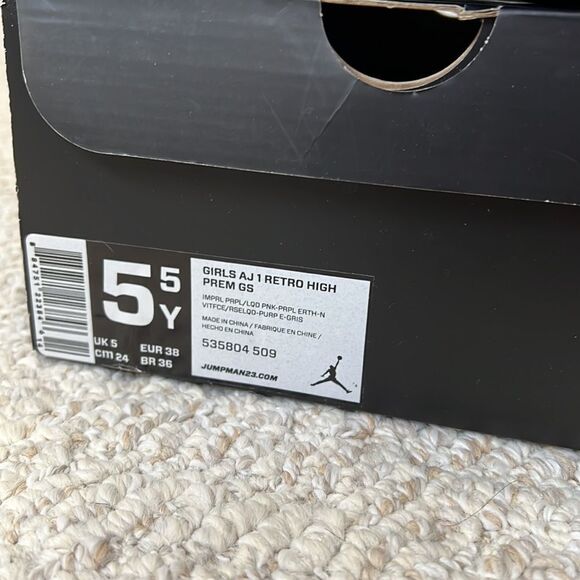 Air jordans - Picture 2 of 4